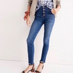Madewell 10” high-rise skinny jean w/ chewed hem